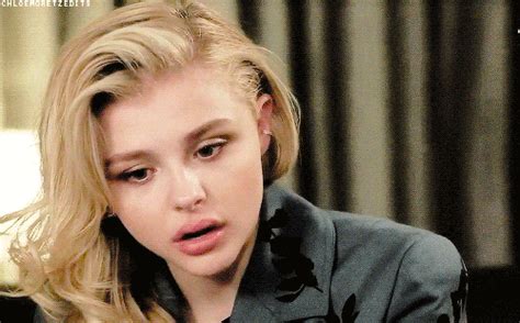 chloe moretz gif hunt